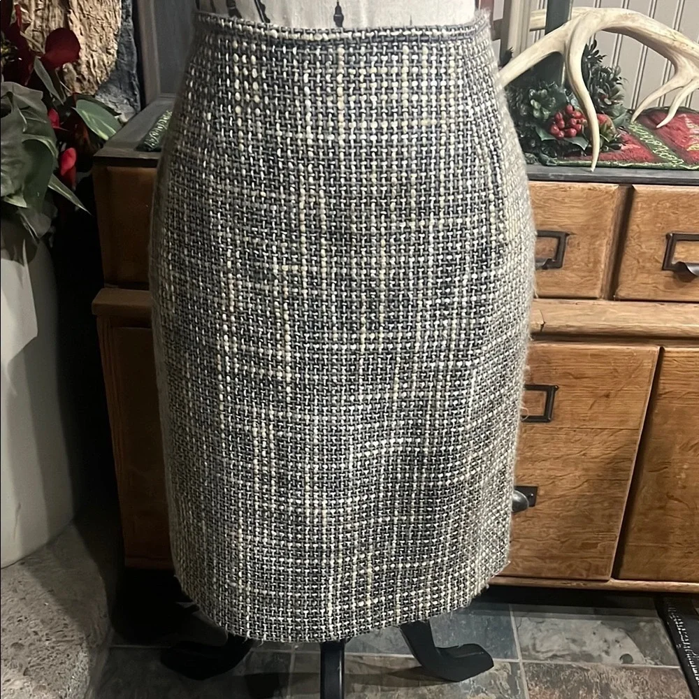 Josephine Chaus Skirt